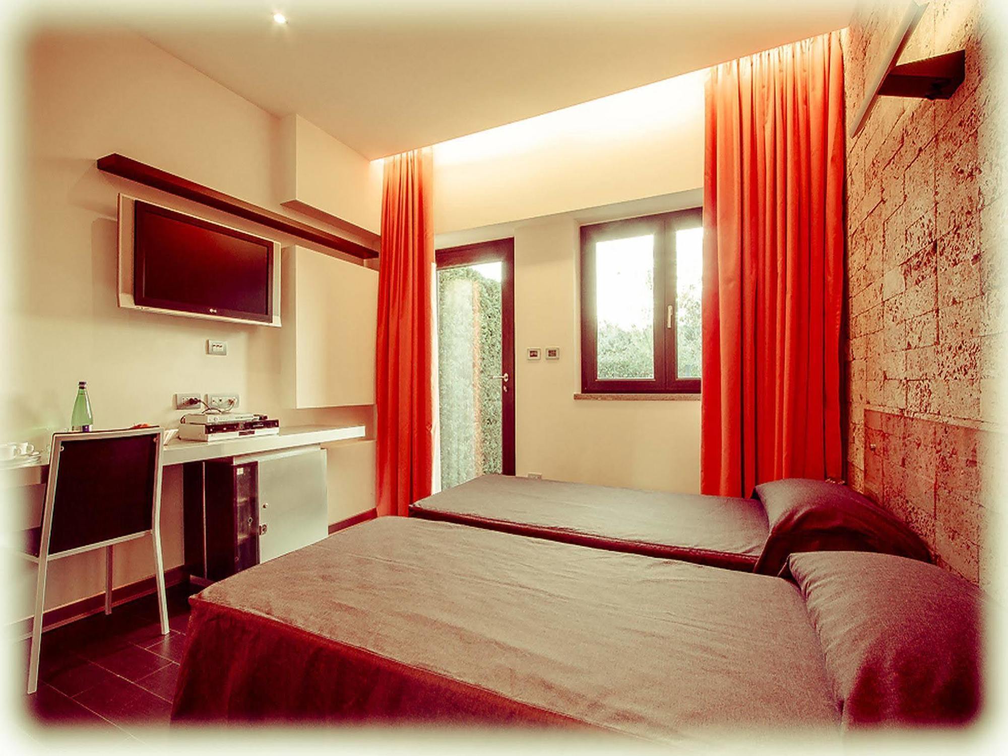 All Ways Garden Hotel & Leisure Рим Екстер'єр фото